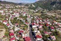 Büyükşehir, Andırın’da 2 Kilometrelik Yolunu Sıcak Asfaltla Yeniliyor