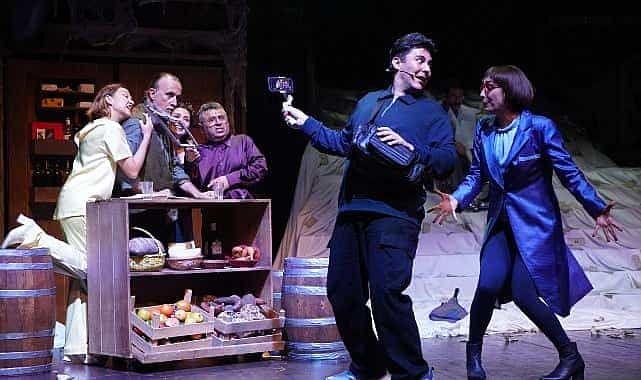 ibb sehir tiyatrolari kasim ayinda 35 oyunu seyirciyle bulusturuyor