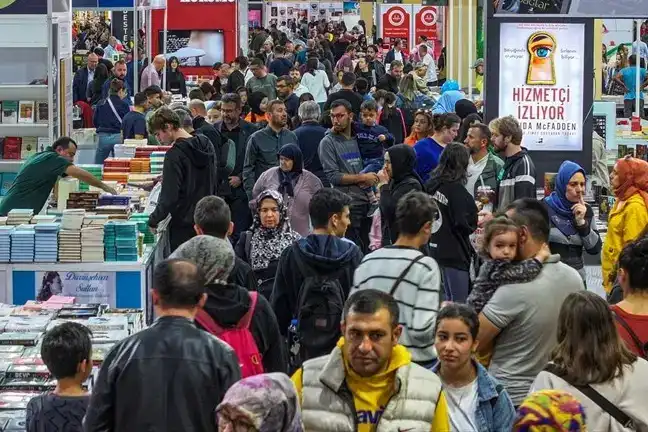 Denizli Kitap Fuarı Okurlarla Buluşuyor