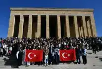 Balıkesir’in Gençleri Ata’nın Huzurunda