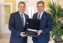 baskan tugay kazakistan heyetini agirladi