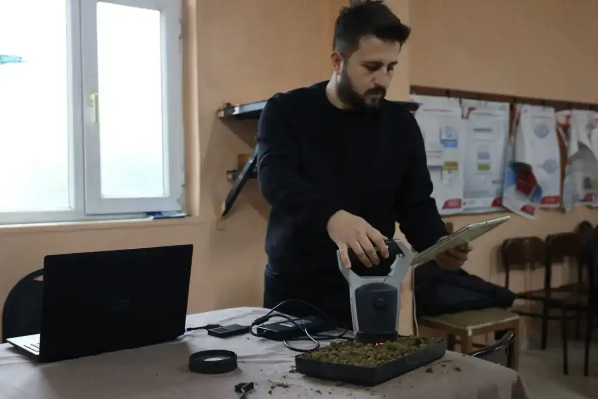 Sakarya’da Çiftçilere Yerinde Toprak Analizi Hizmeti