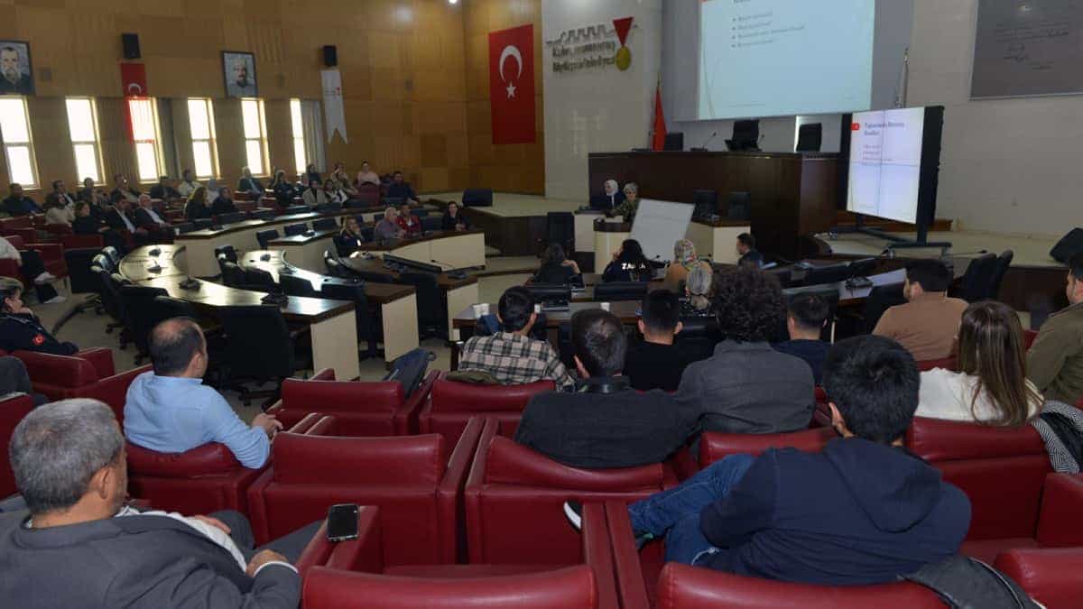 Büyükşehir, Hizmet Kalitesini Yükseltecek Eğitim Programlarını Devam Ettiriyor