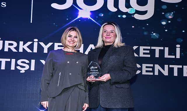 jolly msc cruisestan en fazla turkiye hareketli program satisi yapan acenta odulunu aldi