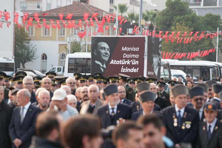 Manisa’da Atatürk’ün Anısı Yaşatıldı


