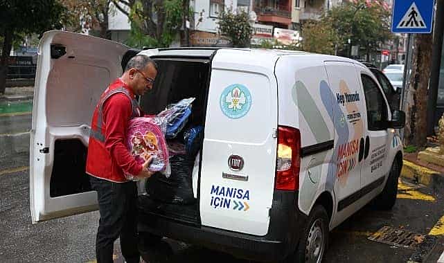 manisa buyuksehirden 15 bin ogrenciye canta ve kirtasiye destegi