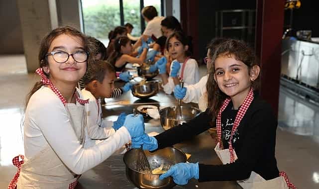 niluferde ara tatil pancar deposunda renklendi