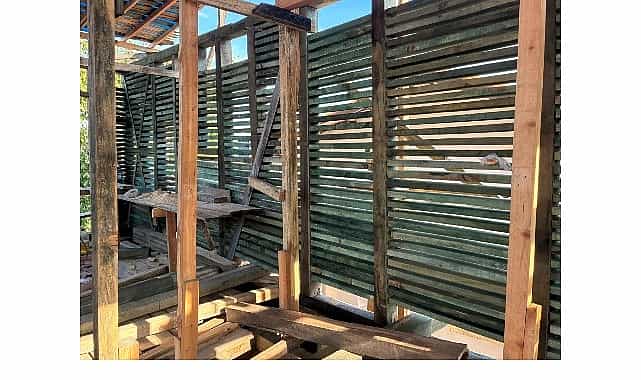 saraylida tarihi yapi aslina uygun yenileniyor