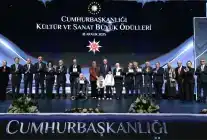 Cumhurbaşkanlığı Büyük Ödülleri Sahiplerini Buldu: Erdoğan Kültür ve Sanatı Öne Çıkardı