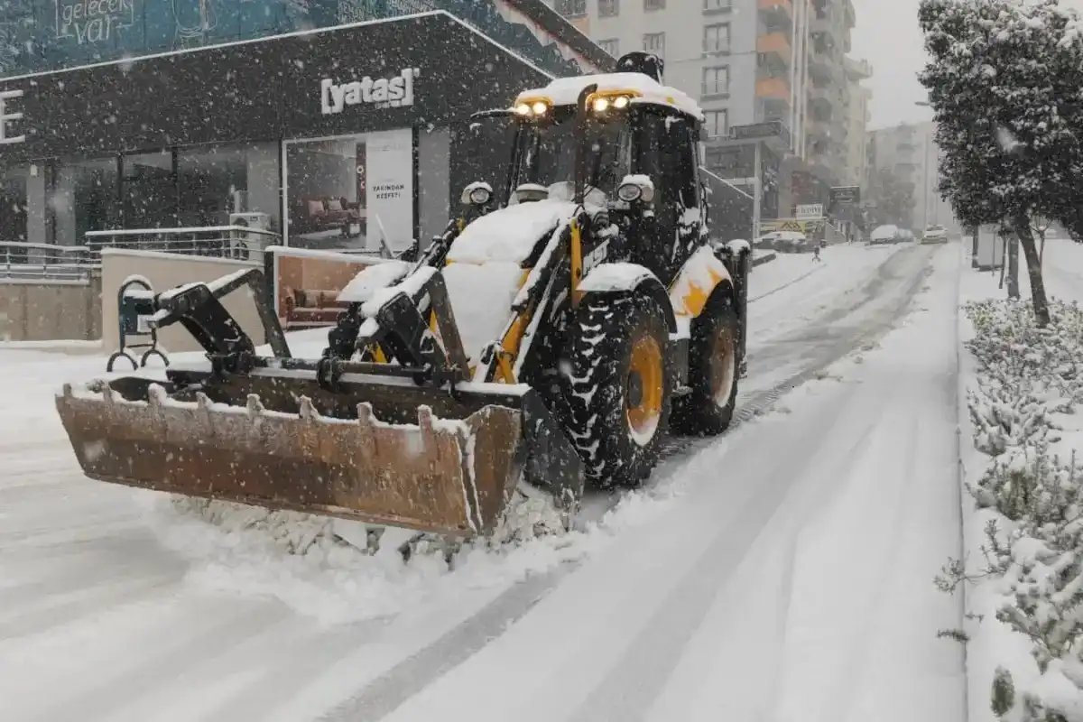 Mardin’de Karla Mücadele Çalışmaları Sürüyor