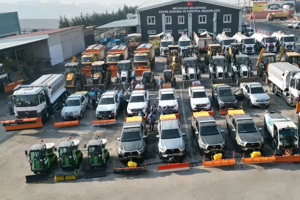 Kayseri Melikgazi’den Kar Yağışına Tam Hazırlık