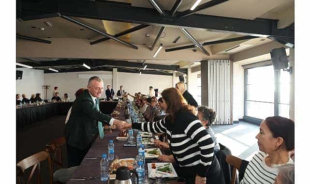 baskan buyukakin buyuklerimiz sehrimizin hazineleridir