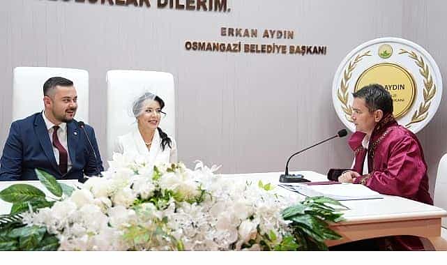 baskan erkan aydin yilin son nikahini kiydi