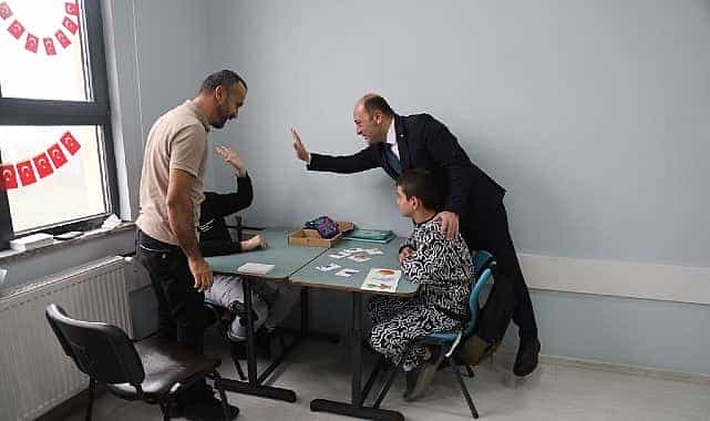 baskan yildiz 3 aralik engelliler gununu unutmadi