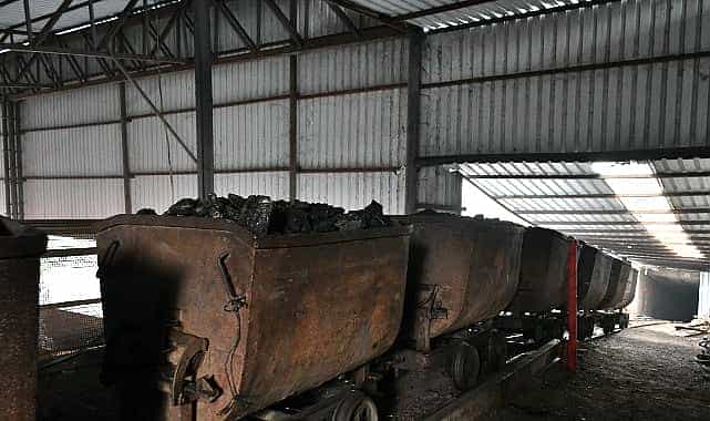 belediye baskani nergiz karaagacli ozturk maden isletmesi sahiplerini dunya madenciler gununde ziyaret etti