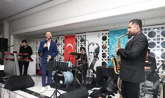 bizim evin 14uncu yildonumu coskuyla kutlandi