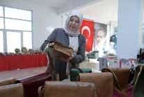 el emegi urunler yilbasi carsisinda