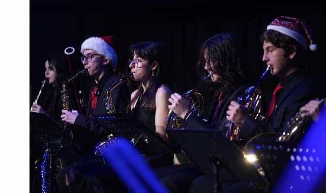 genc muzisyenlerden umut dolu yeni yil konseri