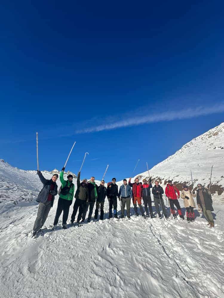 Batman'da Harrut Yaylası’na Karlı Yolda 4 Saatlik Tırmanış
