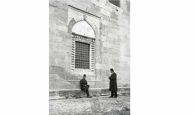 istanbul arastirmalari enstitusunun arka oda toplantilari devam ediyor