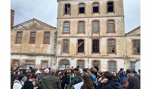 itulu ogrenciler mimari uretimlerini ayvalik alan baskanligiyla paylasacak