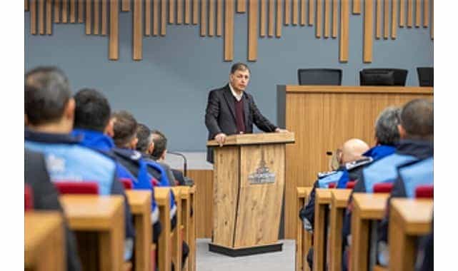 izmir buyuksehir belediyesi ailesi yeni yili kutladi