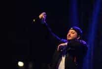 karsiyaka yeni yil festivalinde anil piyanci coskusu