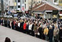 malkarada 5 aralik dunya kadin haklari gunu ve turk kadinina secme ve secilme hakki verilmesinin 91 yili kapsaminda program gerceklestirildi