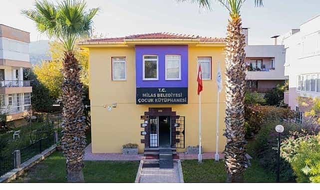 milas belediyesi cocuk kutuphanesine yogun ilgi