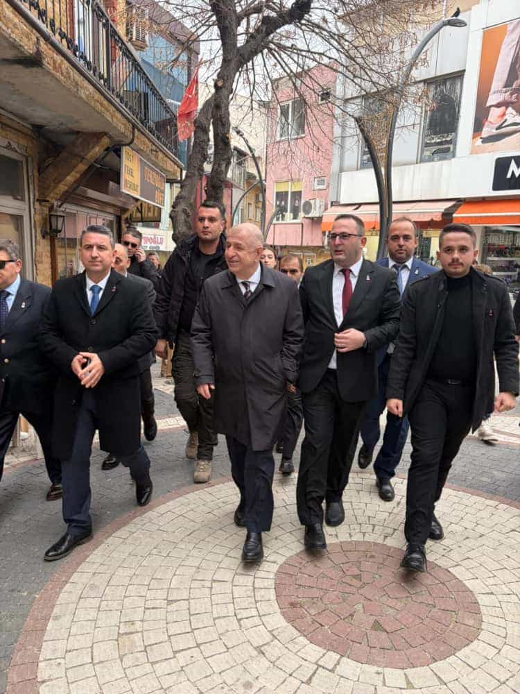 Ümit Özdağ Keşan’da Sert Konuştu: 2026 Zor Geçecek!