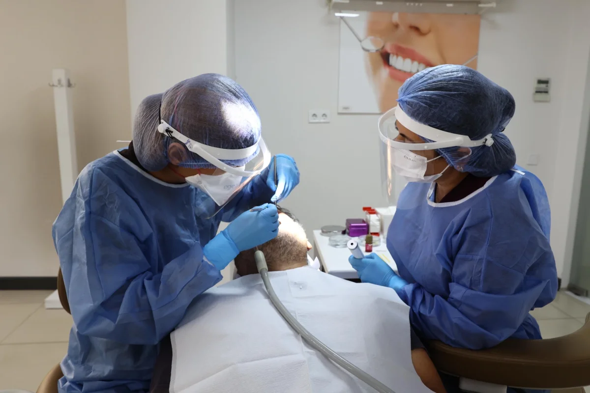 Antalya’da Ücretsiz Diş Tedavisine Vatandaşlardan Büyük İlgi