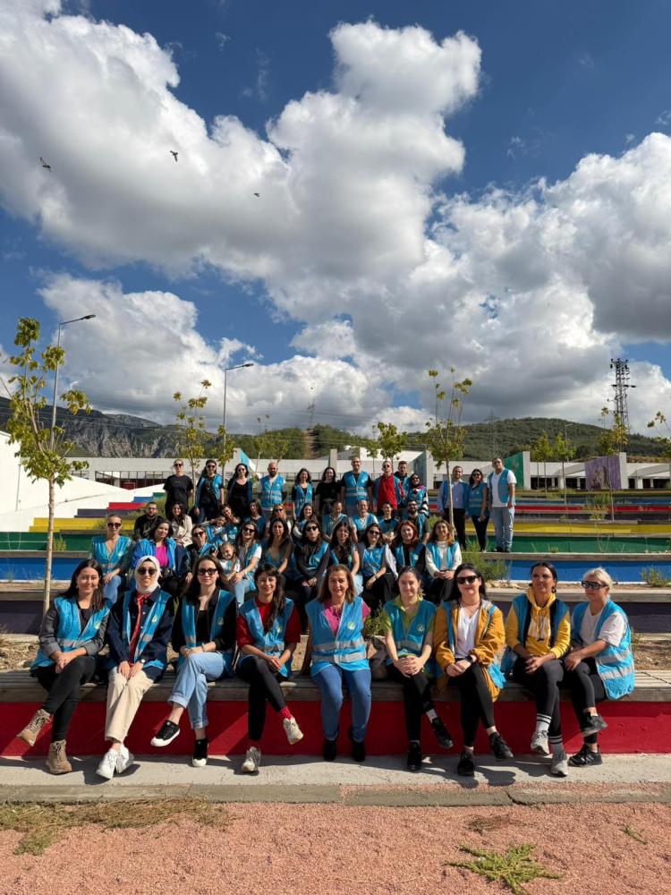 İzmir Büyükşehir Sokak Hayvanları İçin Seferber Oldu