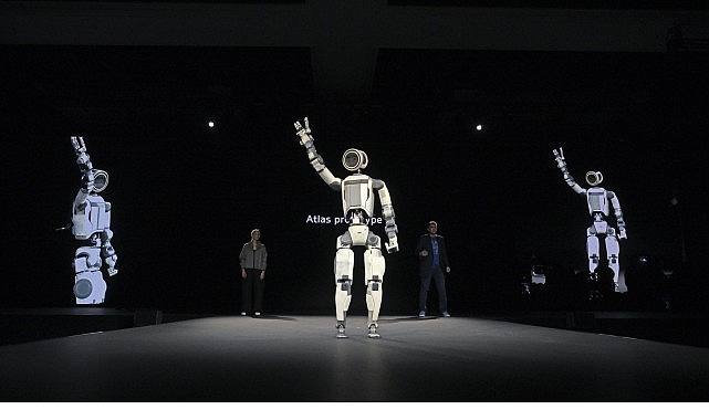 hyundai insan merkezli robotik cagini baslatiyor