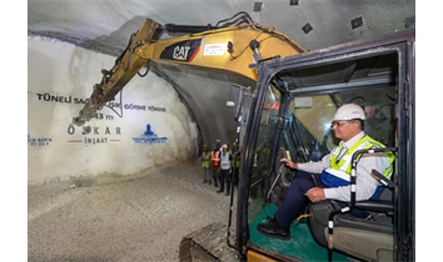 izmirin projeleri icin 21 milyar liranin uzerinde yatirim yapildi